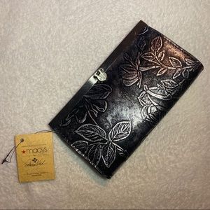 Patricia Nash wallet